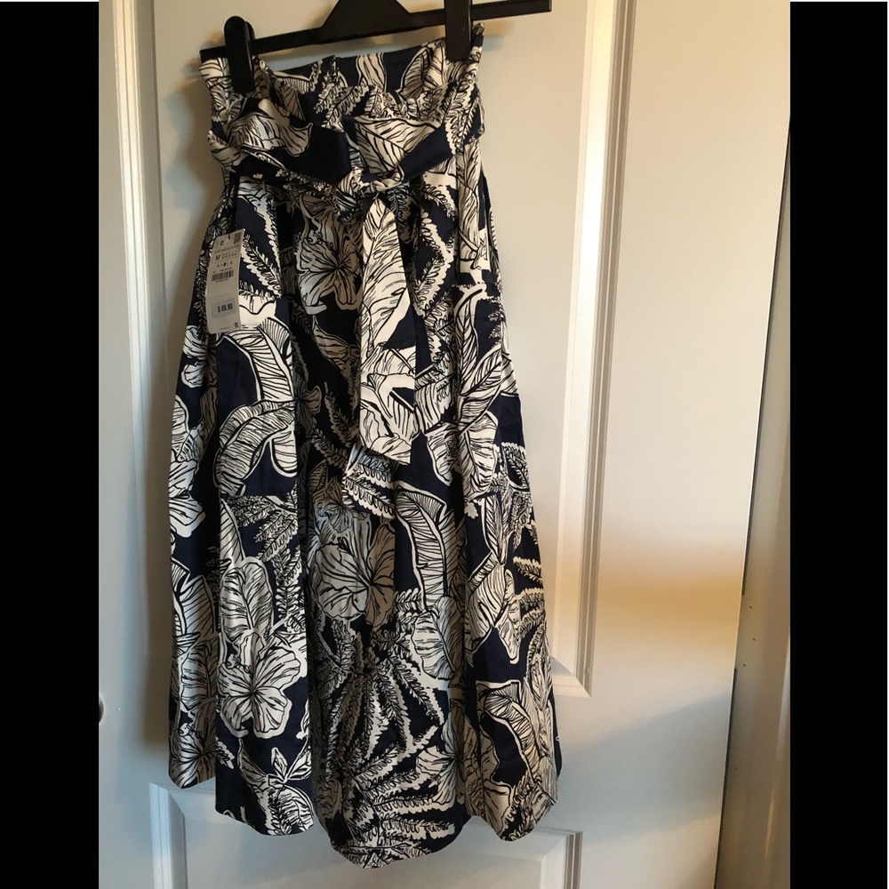 Printed Skirt with belt